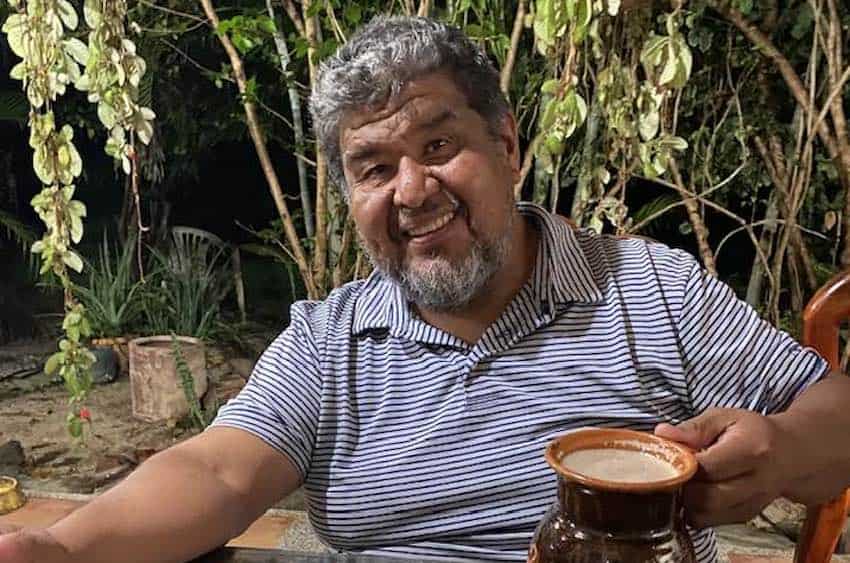 On the same weekend the young people from Tlaxcala were abducted, Huatulco businessman and former mayoral aspirant José Alfredo Lavariega was murdered. He had previously been seen interacting with the disappeared students in a video uncovered by Britain's Daily Mail. 