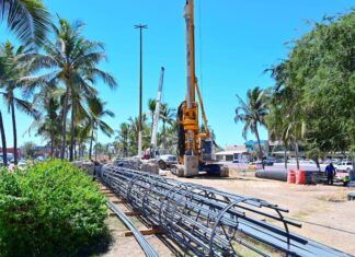 A crane and construction supplies in PV