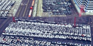 Mexico exported 258,952 light vehicles in February 2025, a 9.2% decrease compared to the 285,330 units it shipped abroad in February 2024.