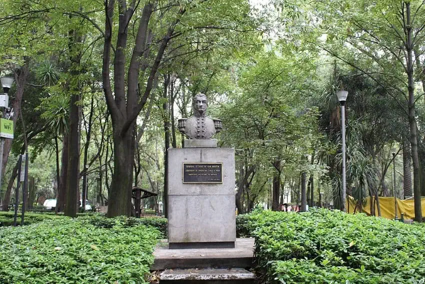 Bust of José de San Martín in Parque México