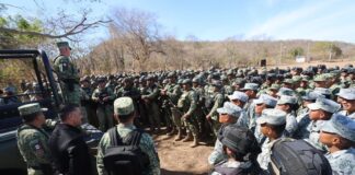 National Defense Minister Ricardo Trevilla Trejo addressing members of Mexico's National Guard.