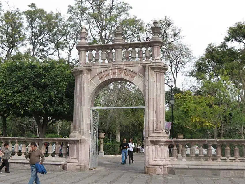 Entrance to Jardin de San Marcos