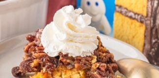 A pecan pie cobbler