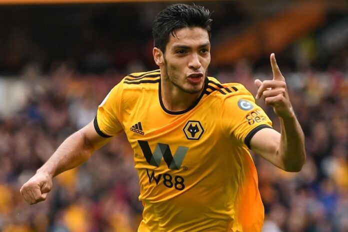 Raúl Jiménez playing for Wolverhampton Wanderers