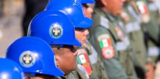Train workers in Mexico