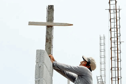 Dia de la Santa Cruz/Feast of the Holy Cross [] Construction Workers Day