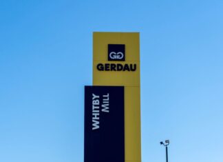 Building top with Gerdau logo.