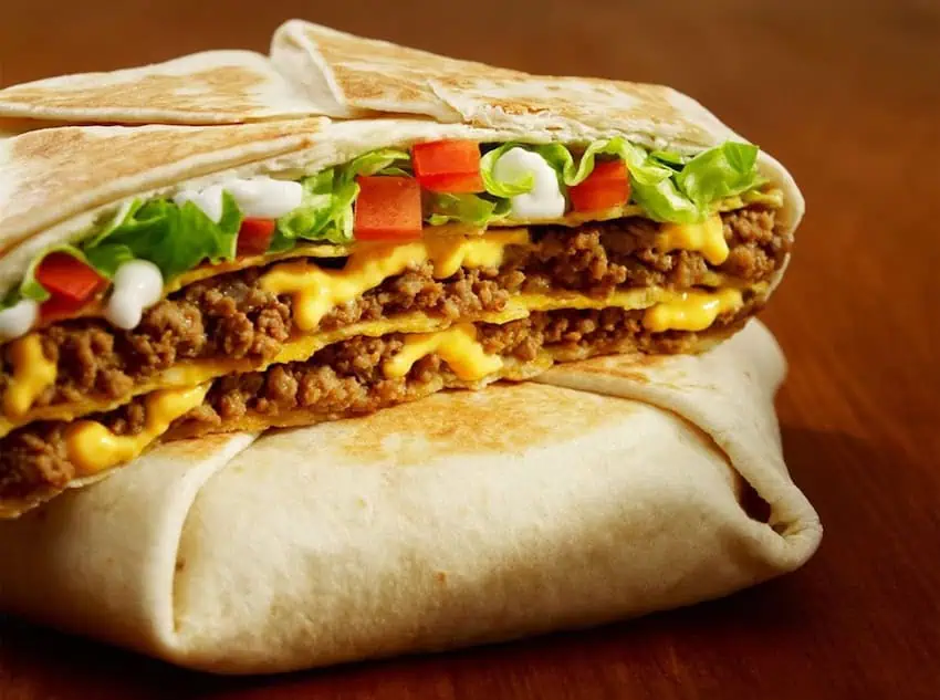 A Taco Bell Crinchwrap