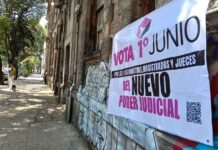 A sign reading "Vote June 1 for the new judicial power" in spanish