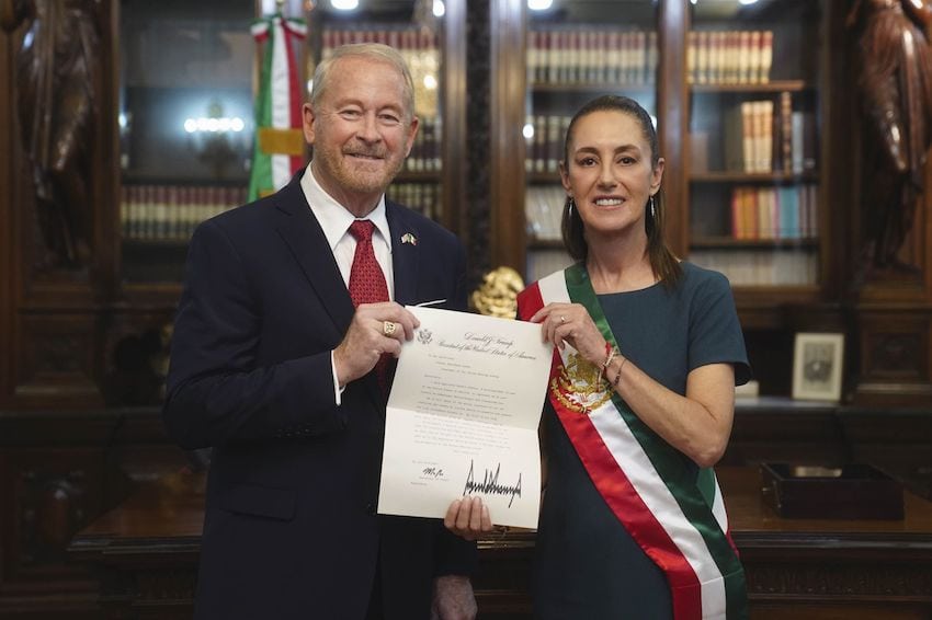 Sheinbaum with incoming U.S. Ambassador to Mexico Ronald Johnson
