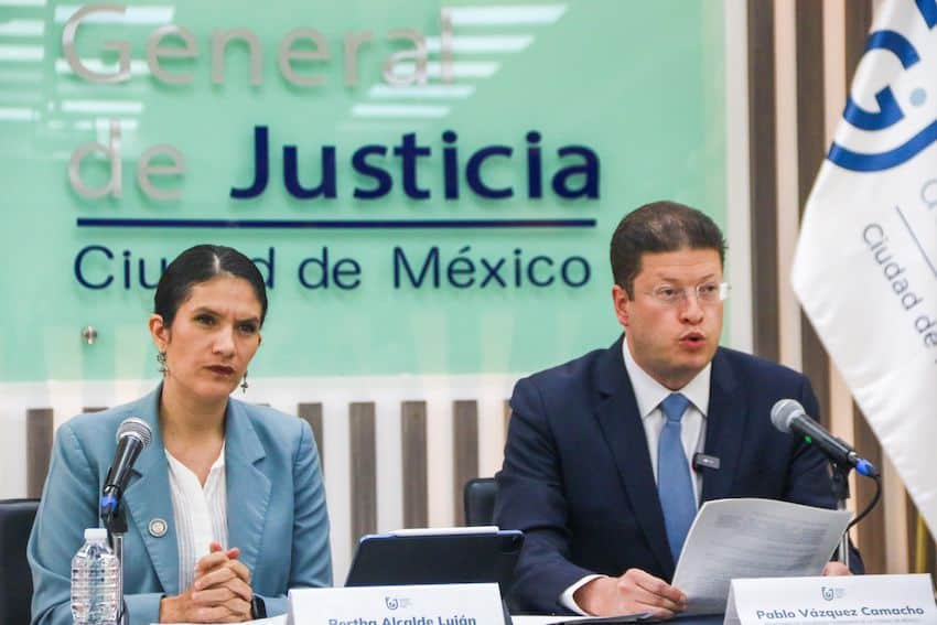 The Attorney General of Mexico City Bertha Alcalde Luján and Security Minister Pablo Vazquez Camacho