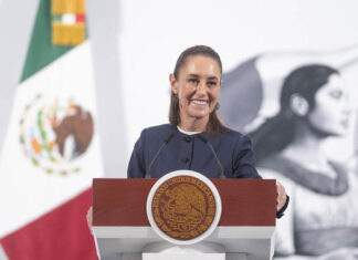 Sheinbaum at her morning press conference