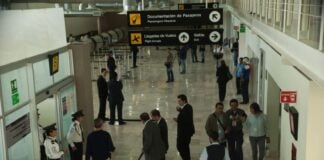 passengers checking in at Querétaro airport