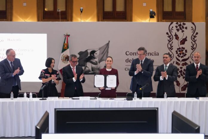 Sheinbaum signing the PACIC May 2025