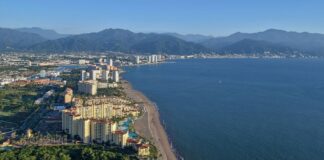 Bird's eye view of shoreline in Puerto Vallarta
