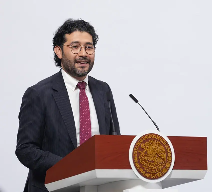Marath Bolaños, Mexican Labor Minister