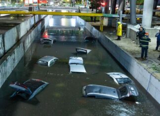 cars stuck in flooding
