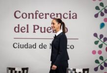 President Sheinbaum arrives for her Wednesday morning press conference on June 4, 2025.