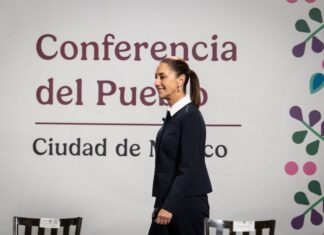 President Sheinbaum arrives for her Wednesday morning press conference on June 4, 2025.