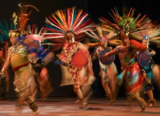 Pre-Columbian dancers