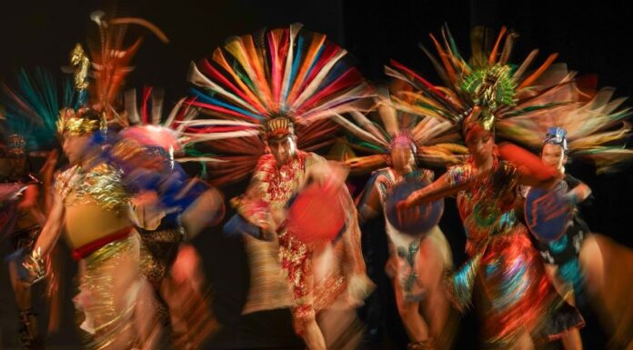 Pre-Columbian dancers