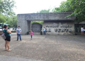 The Tomás Garrido Park is an extension of the La Venta Museum-Park, one of the few open-air museums in Latin America, and features over 30 Olmec heads.