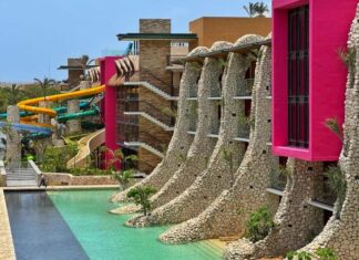 aquatic rides at theme park