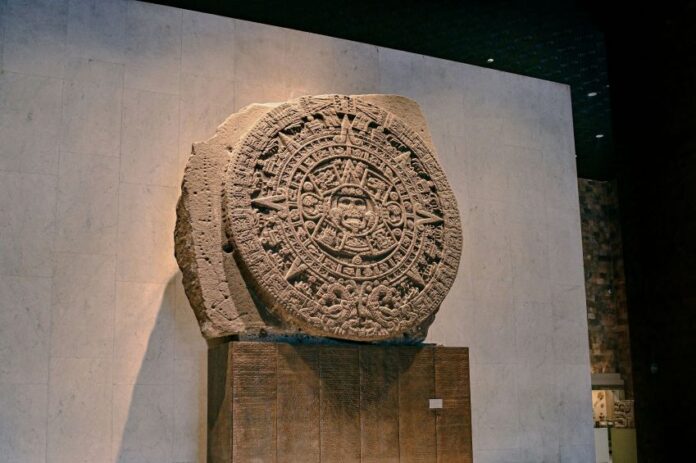 aztec calendar stone
