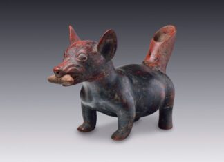 A statue of a dog from one of Pueblas museums