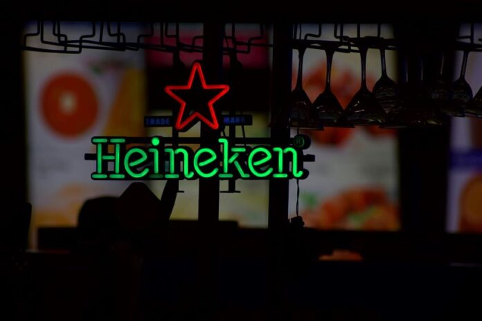 Heinekken sign