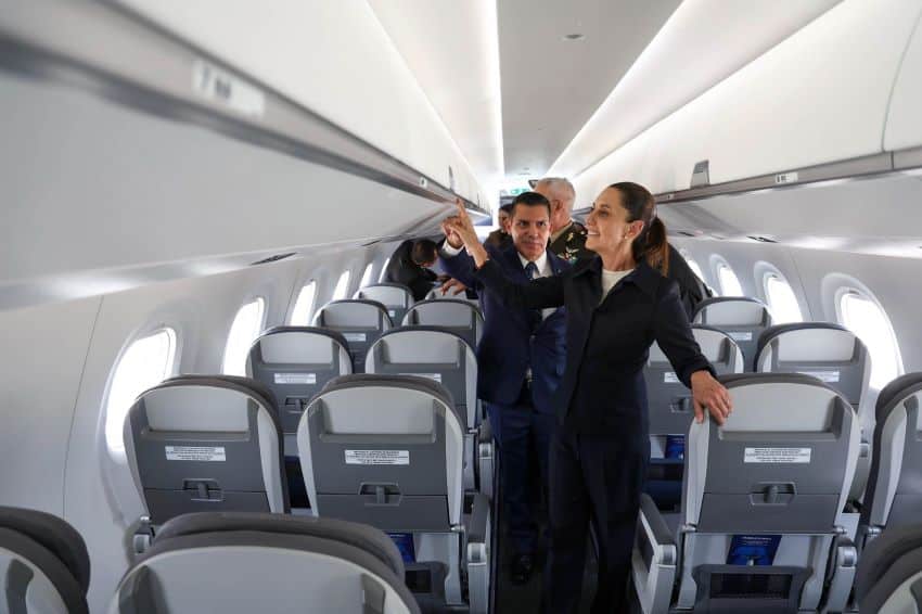 Embraer delivers first of 20 new planes to Mexicana de Aviación