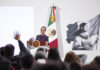 President Sheinbaum in front of an audience of reporters