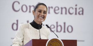 Sheinbaum at her morning press conference