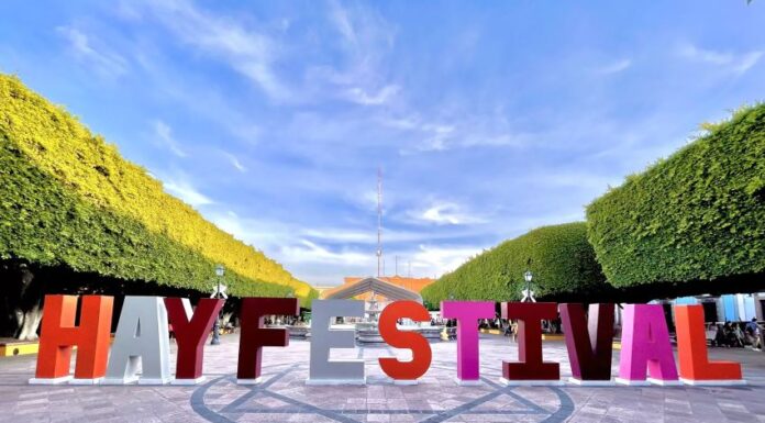 Hay Festival monumental letters in Queretaro
