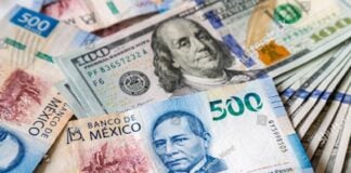 bills of Mexican currency