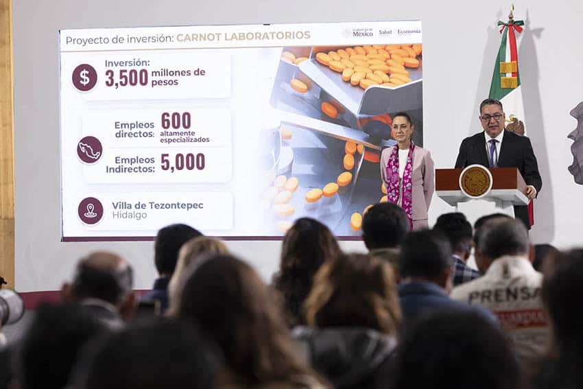 Sheinbaum stands by Carnot's CEO shares a slide about the company's new pharmaceutical plant in Hidalgo