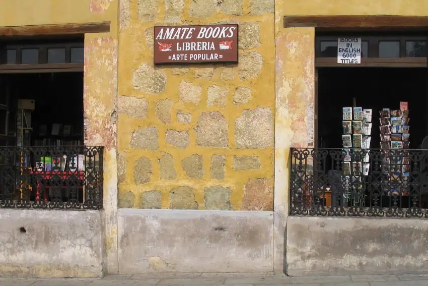 Amateur Books in Oaxaca