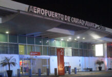 The Ciudad Juárez airport at night