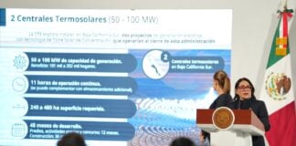 CFE director Emilia Calleja presenting a solar plant project for Baja California Sur