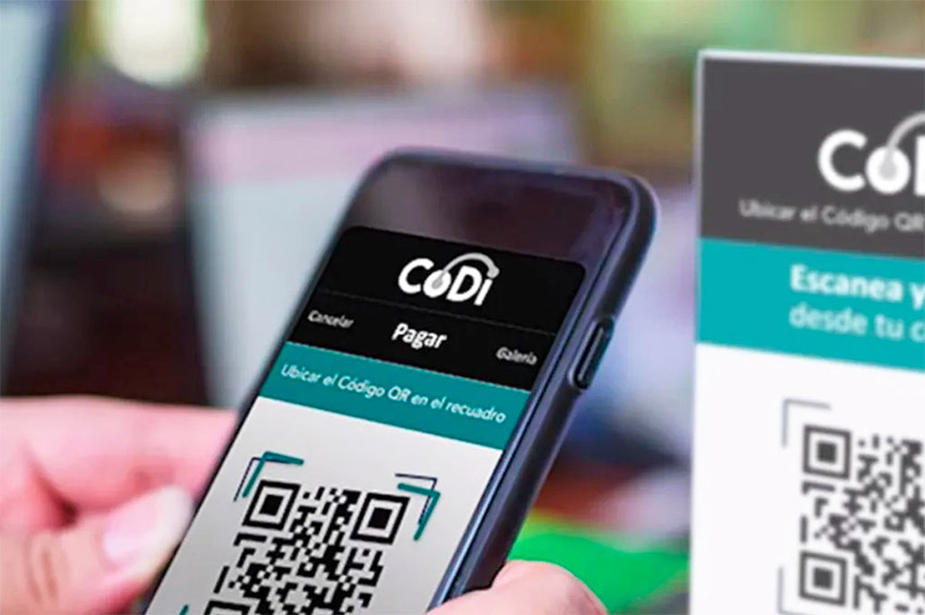 A smartphone screen shows the applicaiton of the CoDi digital payment platform
