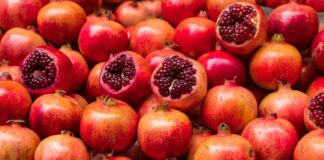 A pile of pomegranates