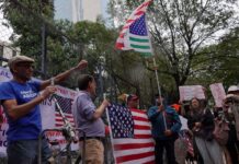 Americans and Mexicans marching against Trump