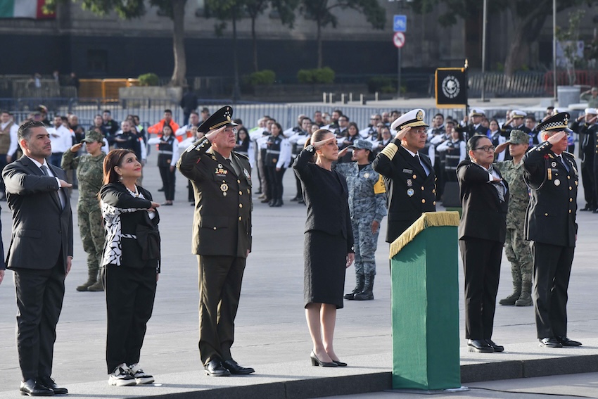 fla raising ceremony with president