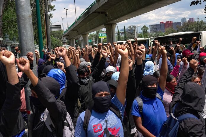 mob protesting