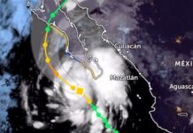 weather map of hurricane Lorena