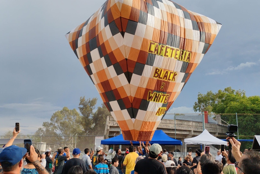 Regata de globos in Ajijic