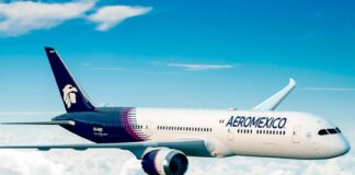Aeromexico airline in flight