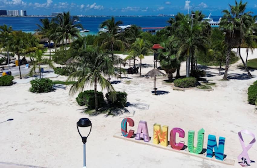 Cancún beach