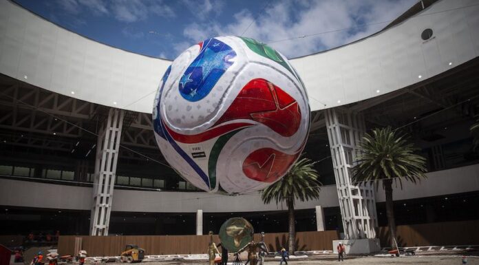 A giant 2026 World Cup ball was installed at the Terminal 2 entrance of the Mexico City International Airport (AICM) this week.