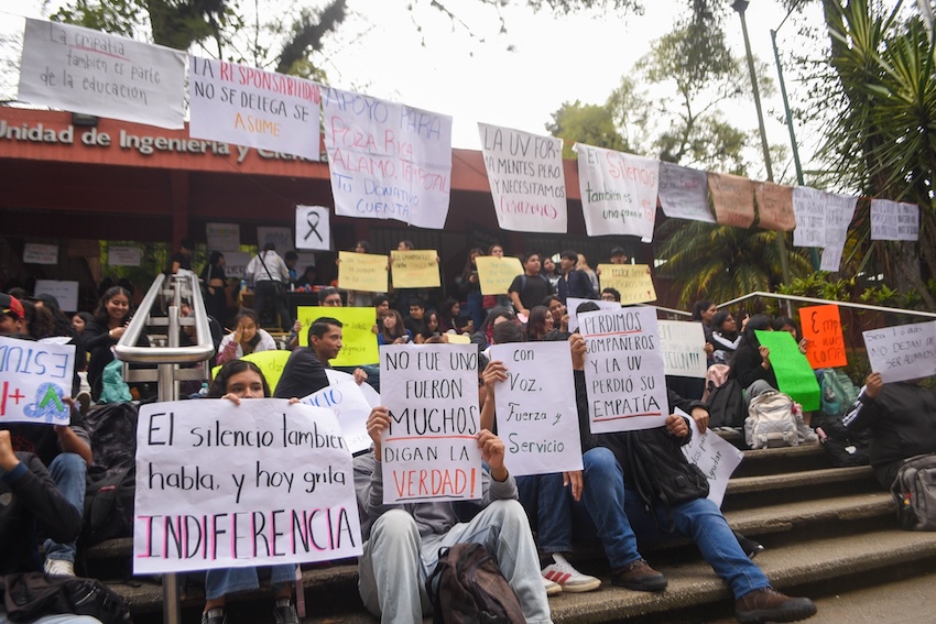 PROTESTERS IN XALAPA